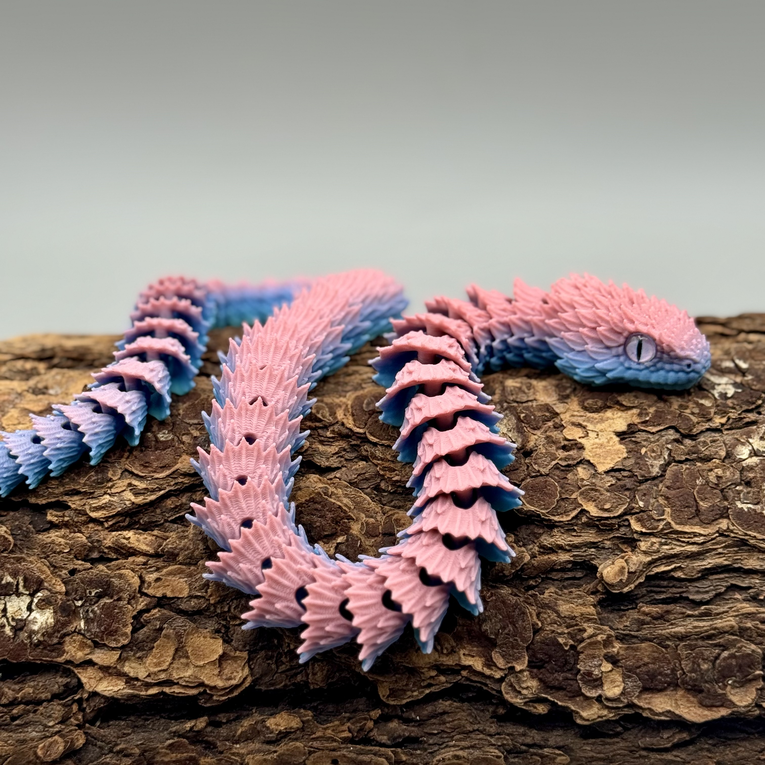 Articulated Bush Viper Snake | Pre-Painted + Optional 8mm Glass Eye Version 3D STL Model — view 4