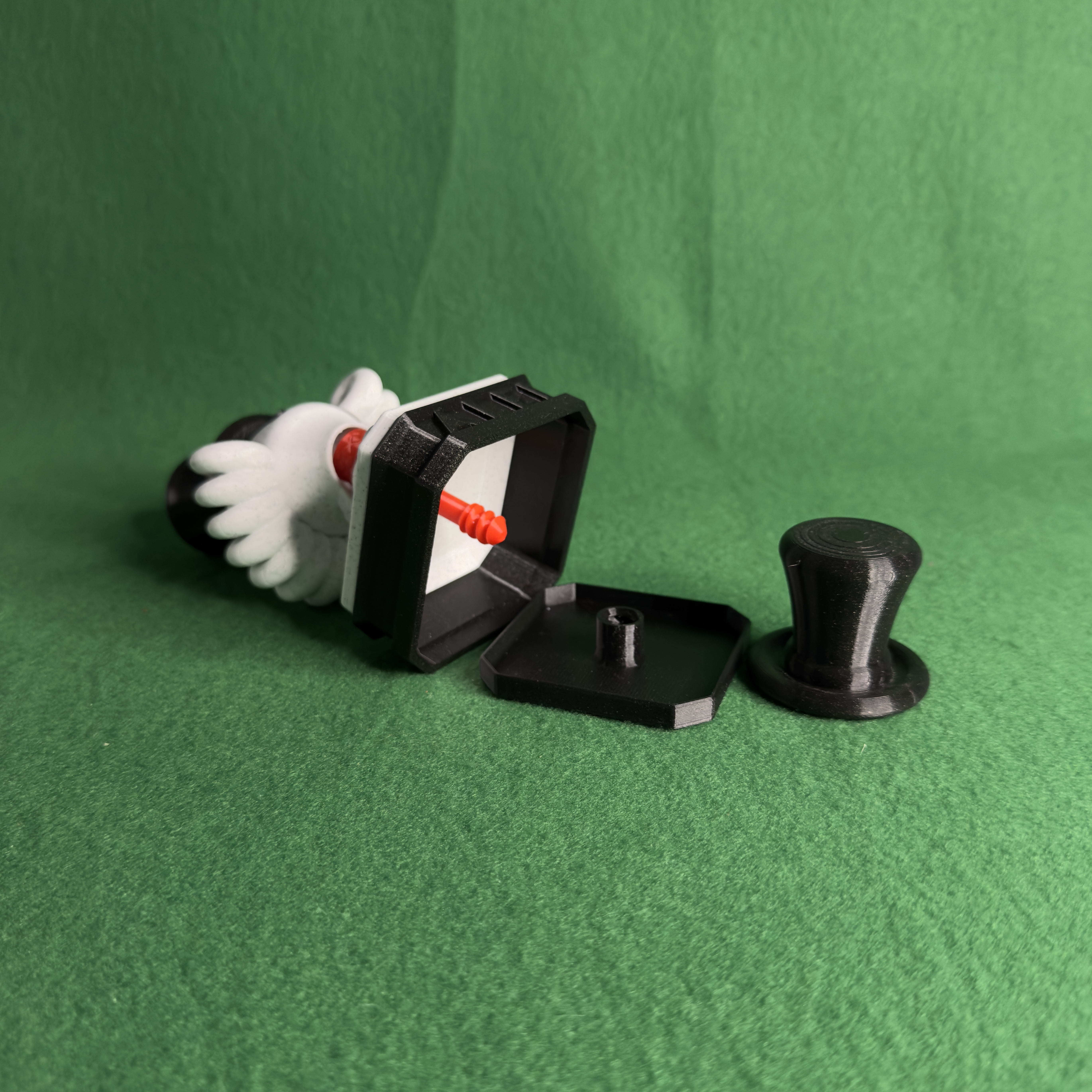 GRANDPA'S SECRET - ARTICULATED TOY WITH HIDDEN CHAMBER 3D 3MF Model — view 4