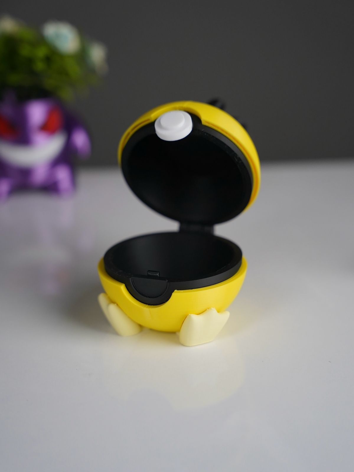 Psyduck Hinged Pokeball 3D STL Model — view 3