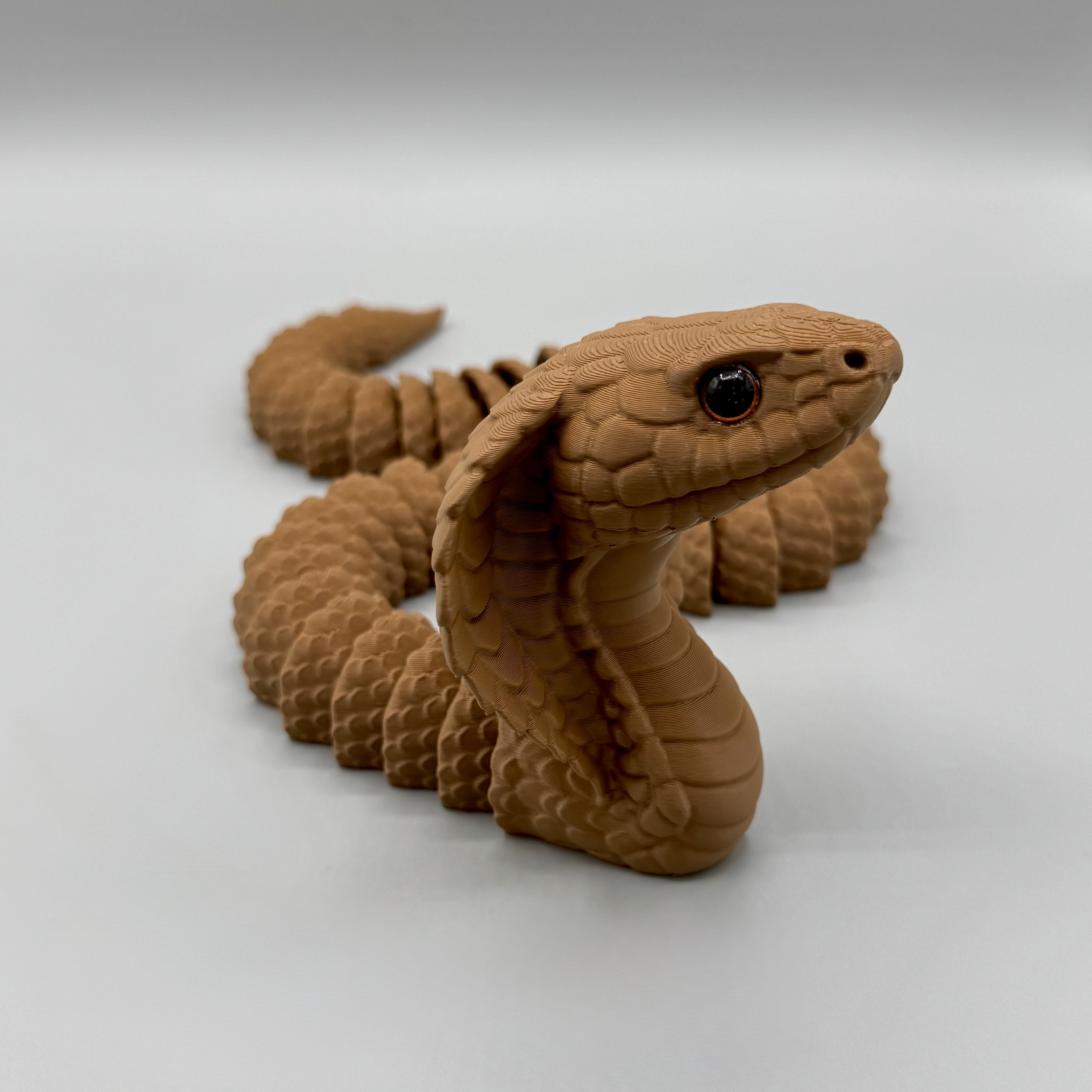 Articulated Cobra snake | Pre-Painted + Optional 8mm Glass Eye Version 3D STL Model