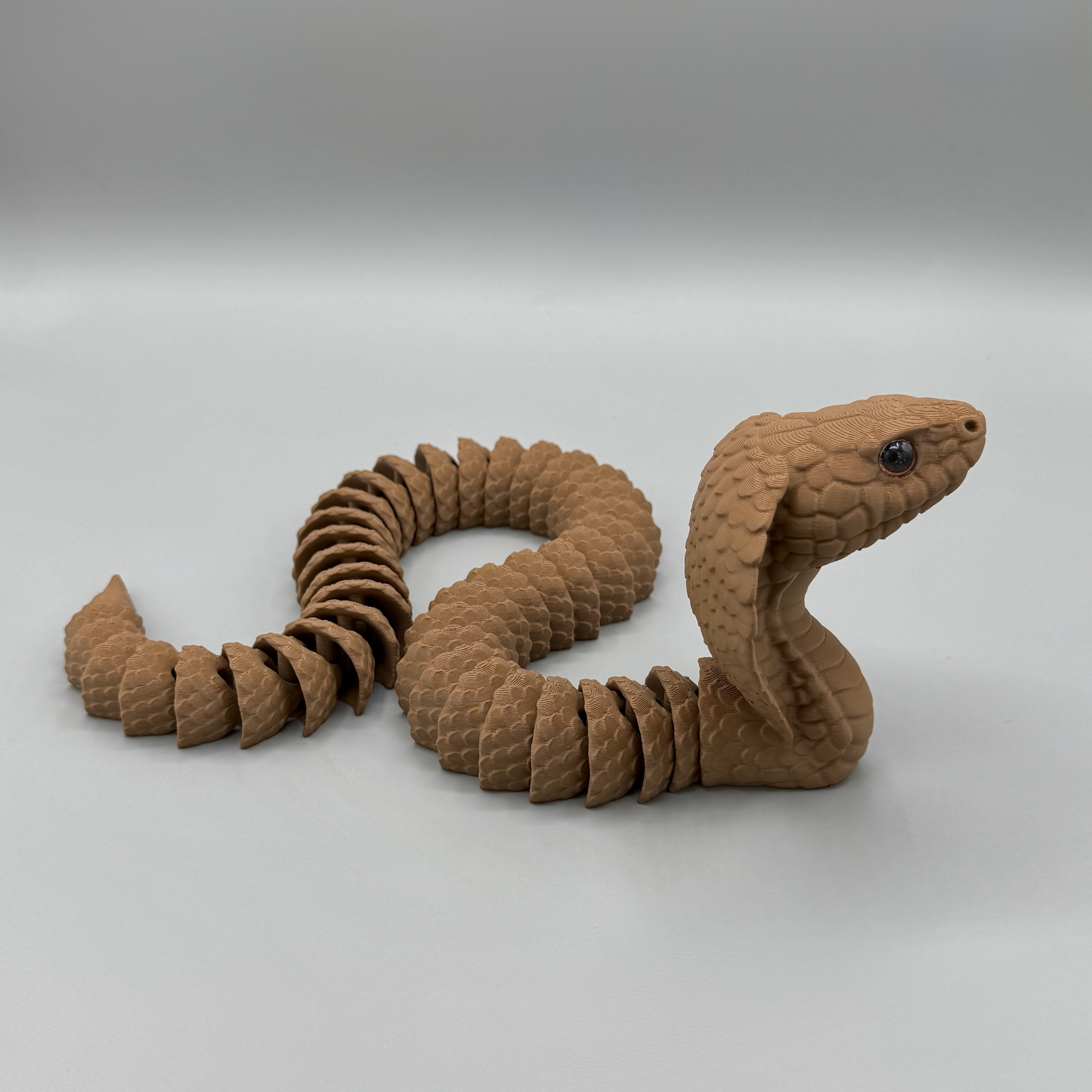 Articulated Cobra snake | Pre-Painted + Optional 8mm Glass Eye Version 3D STL Model — view 6
