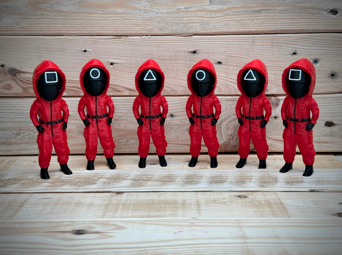 Squid Game Red Soldier Figures 3D STL Model — view 2