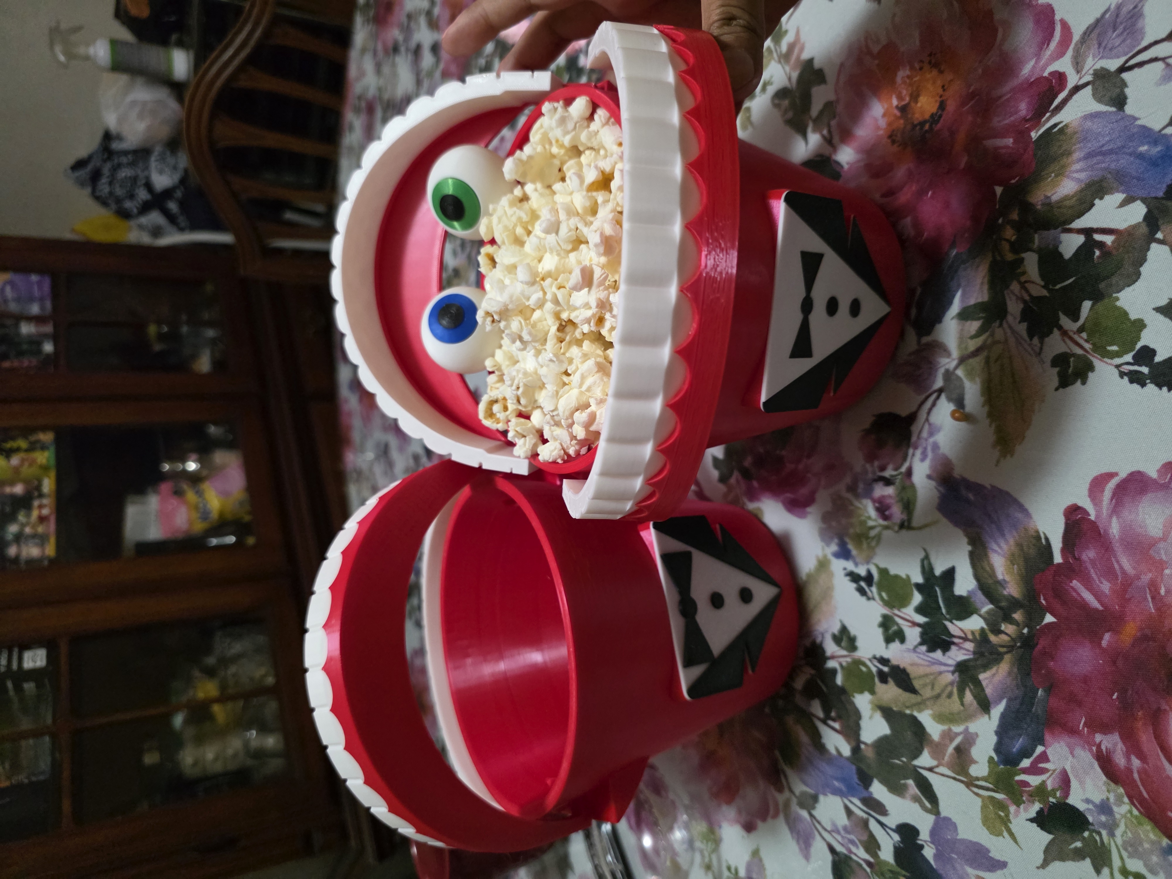 Caine Popcorn Bucket – Modular 3D Print STL Model — view 2
